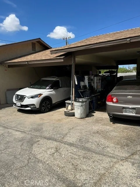 2819 Monterey Bakersfield, CA 93306