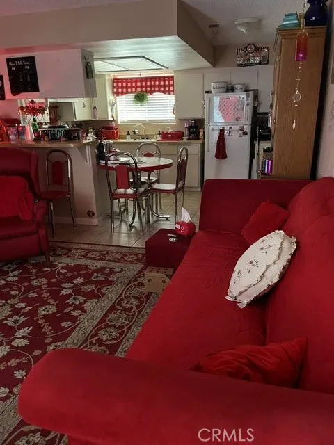 2819 Monterey Bakersfield, CA 93306