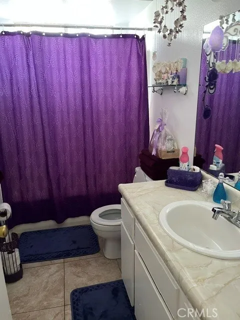 2819 Monterey Bakersfield, CA 93306