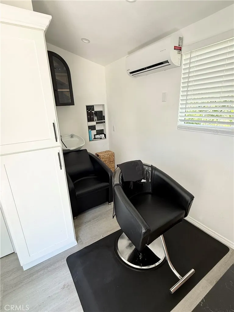 13142 Sayre Los Angeles, CA 91342