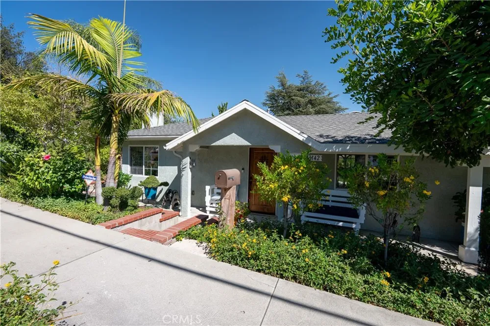 13142 Sayre Los Angeles, CA 91342