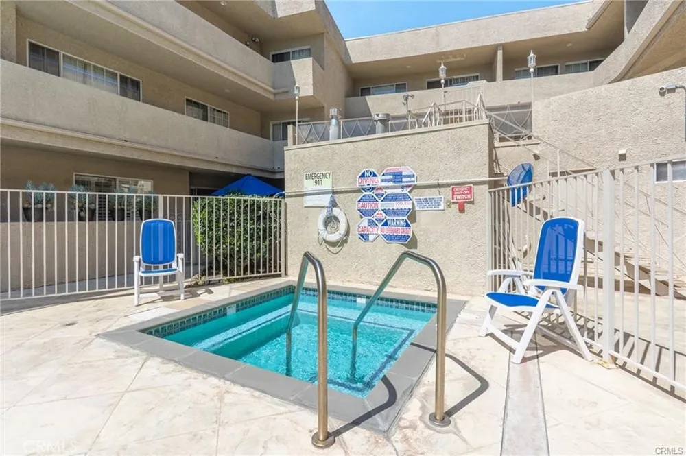 4647 Willis Avenue #220 Sherman Oaks, CA 91403