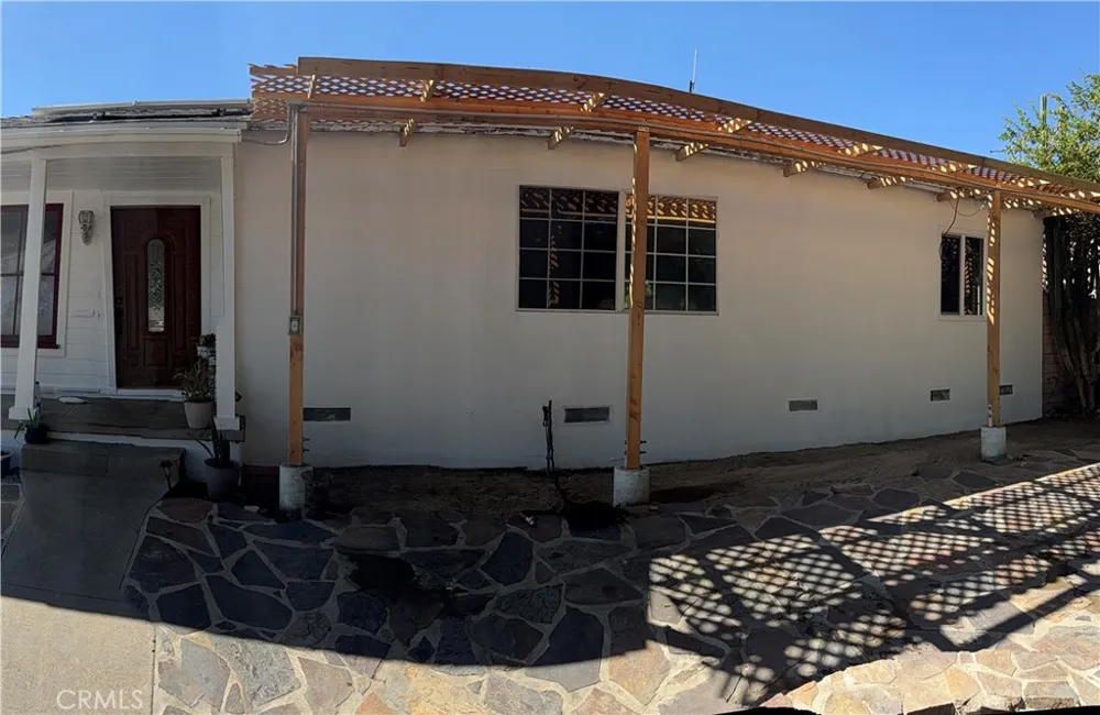 12821 Osborne Pacoima, CA 91331