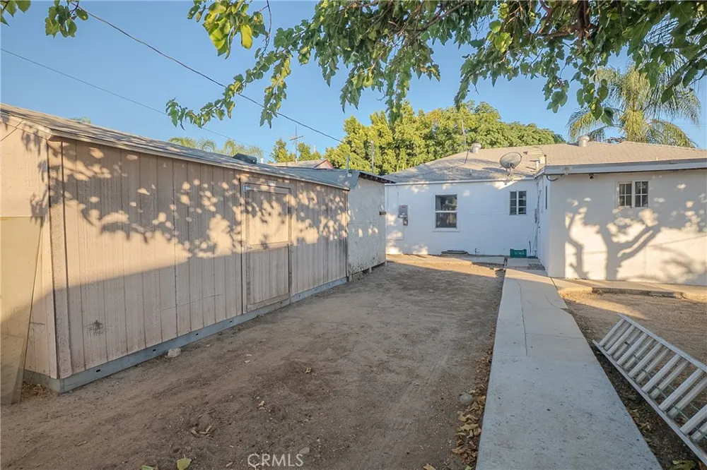 12821 Osborne Pacoima, CA 91331