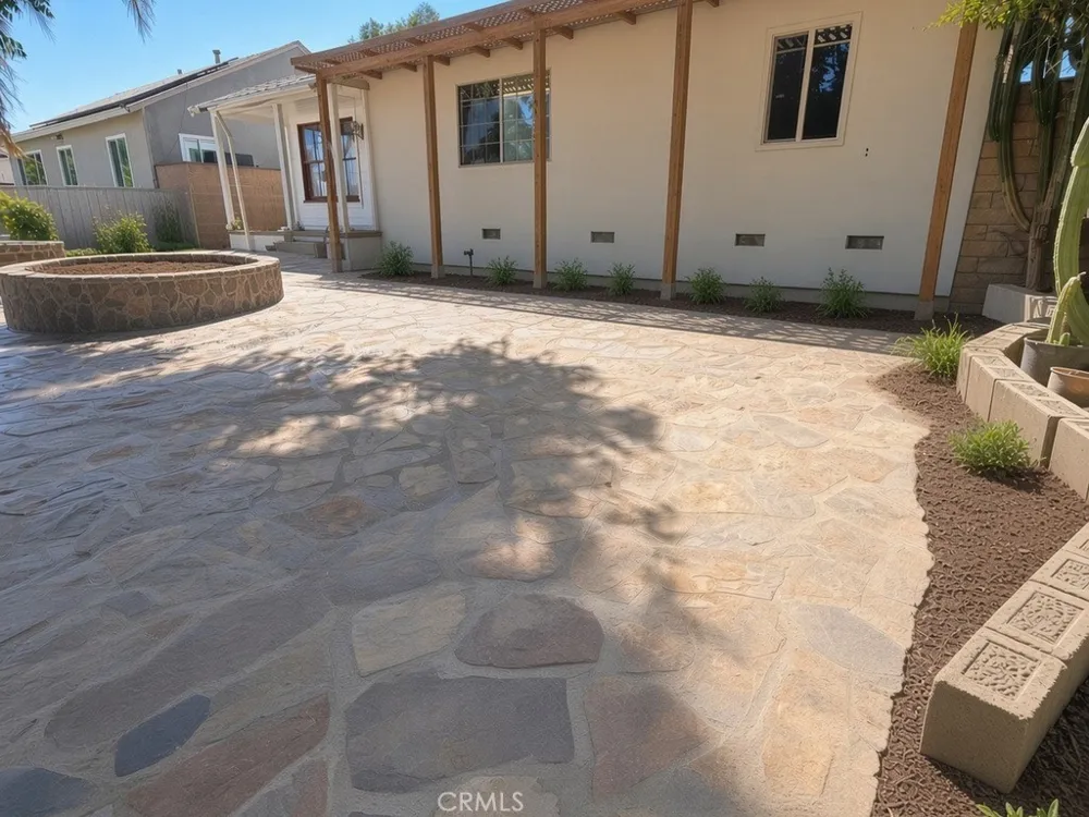 12821 Osborne Pacoima, CA 91331