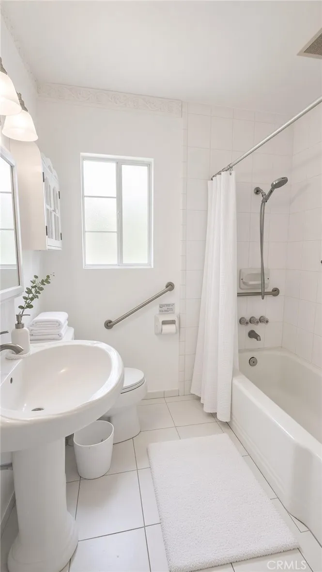 12821 Osborne Pacoima, CA 91331