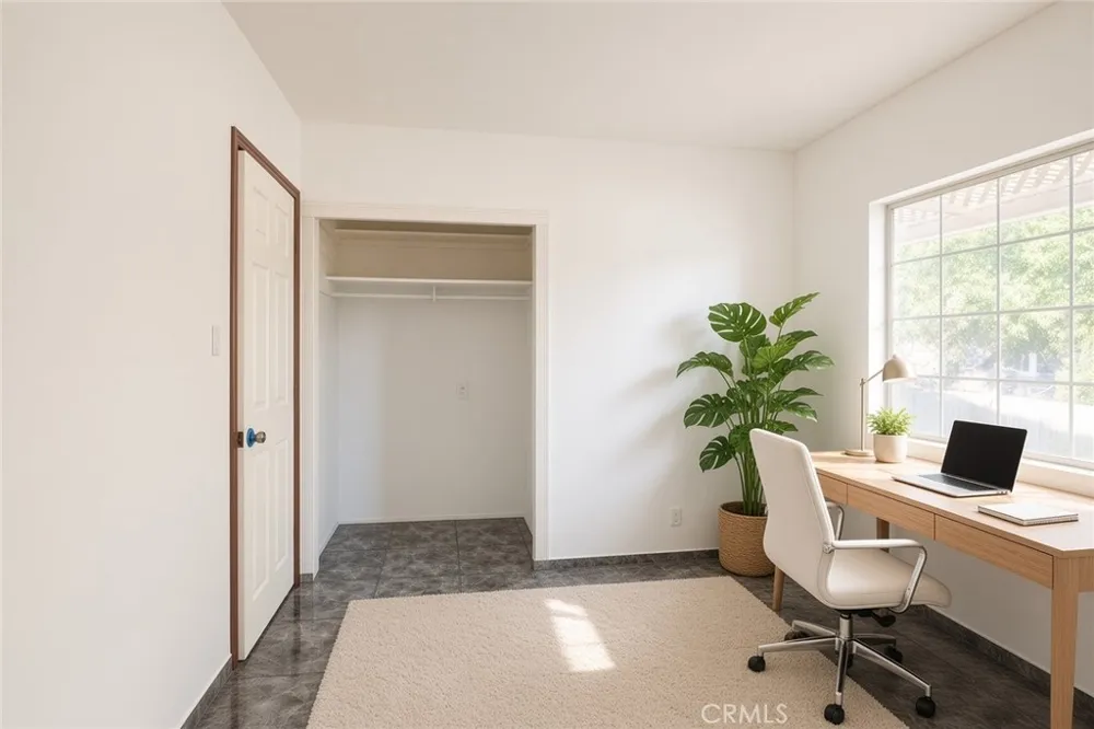 12821 Osborne Pacoima, CA 91331