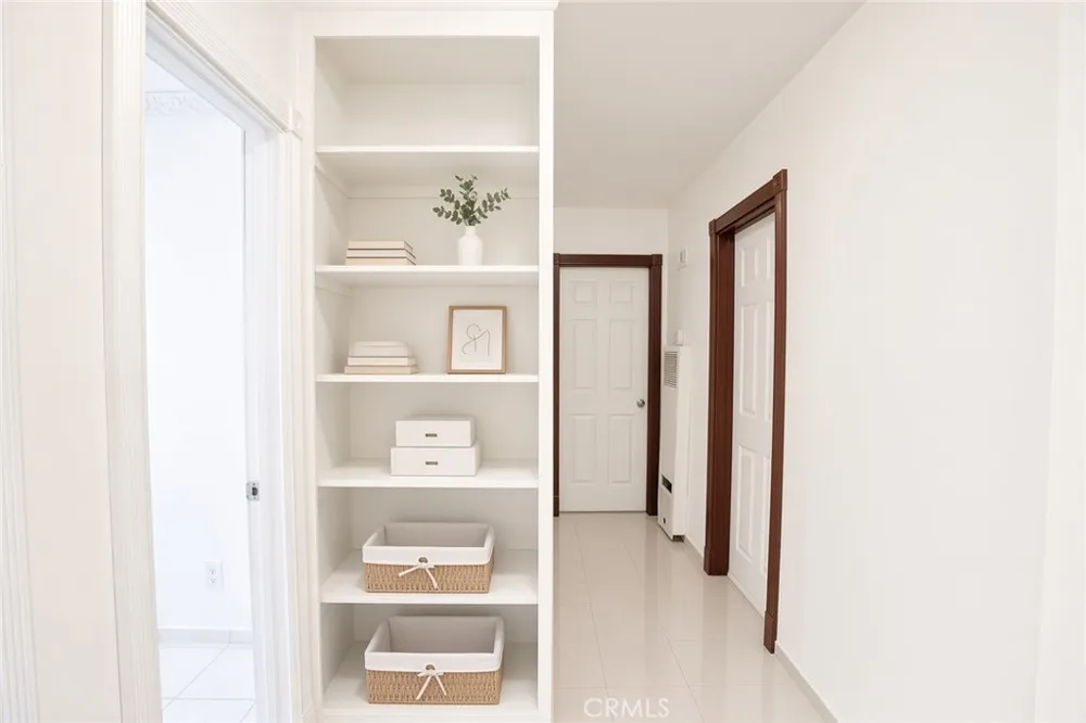 12821 Osborne Pacoima, CA 91331