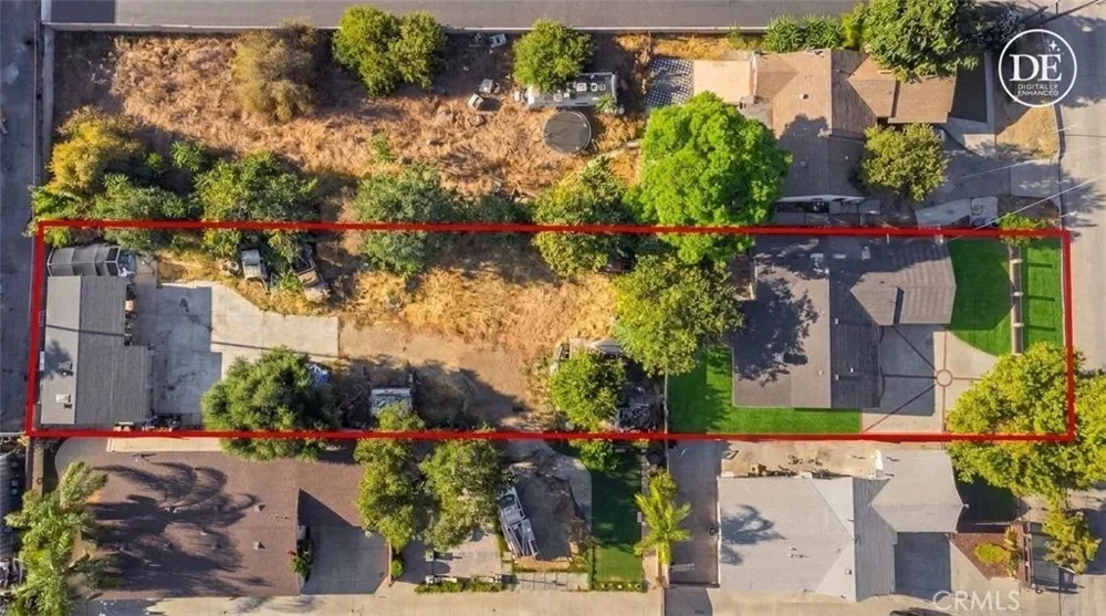 8417 Columbus North Hills, CA 91343