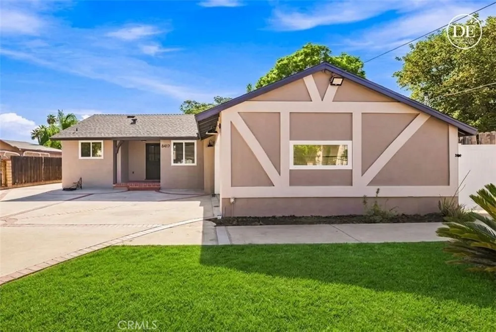 8417 Columbus North Hills, CA 91343
