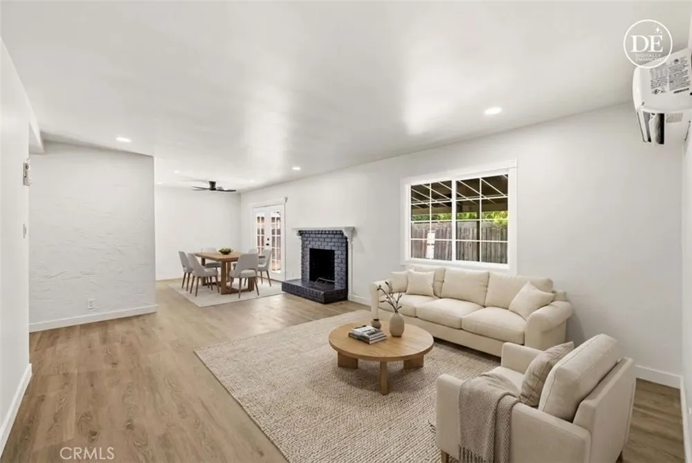 8417 Columbus North Hills, CA 91343