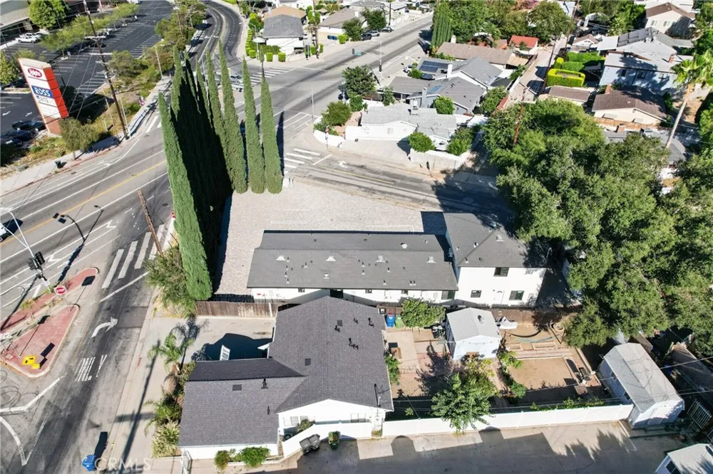 10608 Turnbow Sunland, CA 91040