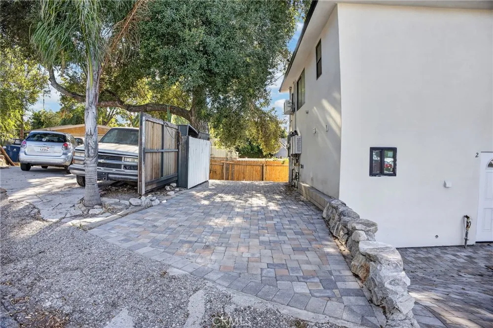 10608 Turnbow Sunland, CA 91040