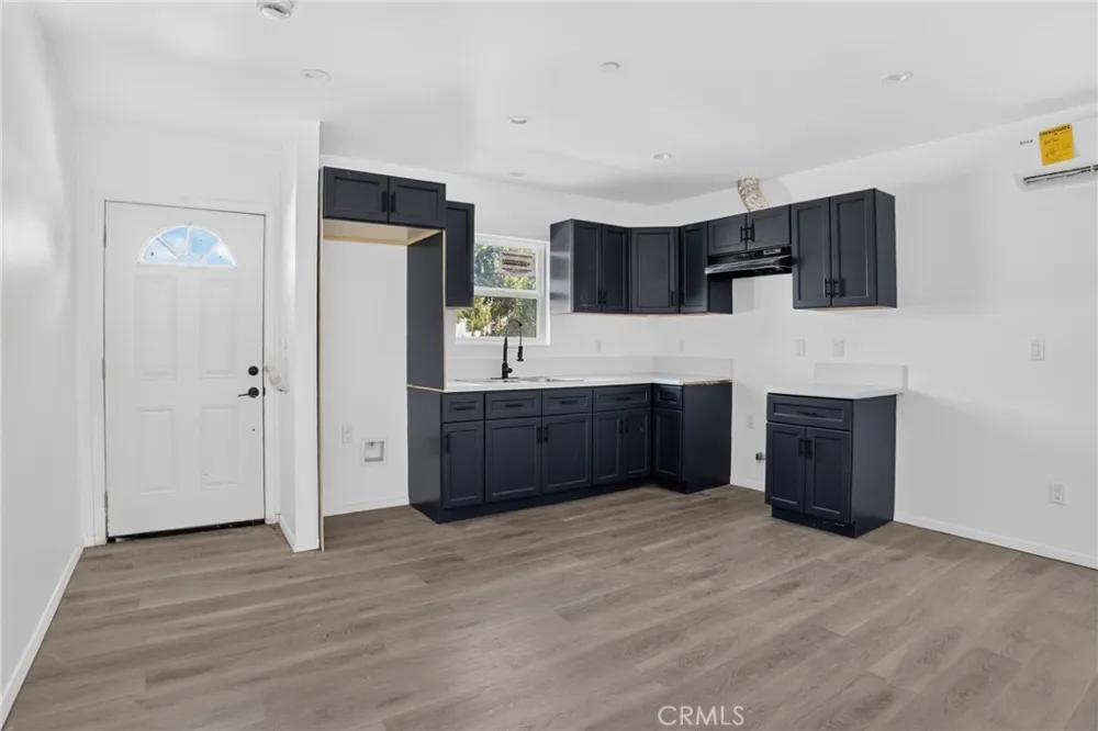 10608 Turnbow Sunland, CA 91040