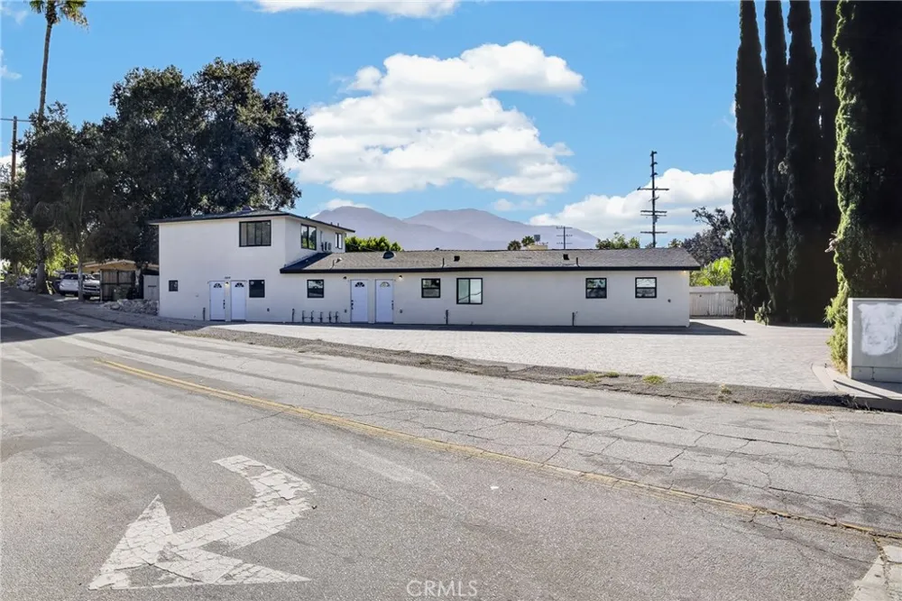 10608 Turnbow Sunland, CA 91040
