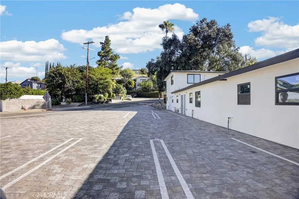 10608 Turnbow Sunland, CA 91040