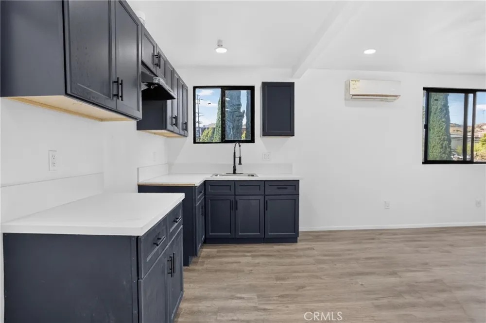 10608 Turnbow Sunland, CA 91040