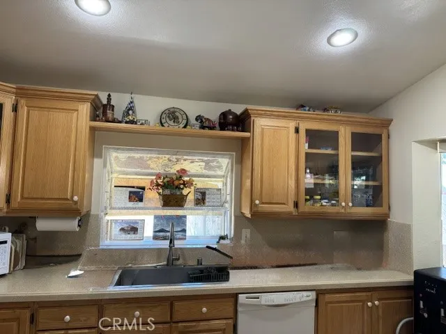 733 E Avenue J12 Lancaster, CA 93535
