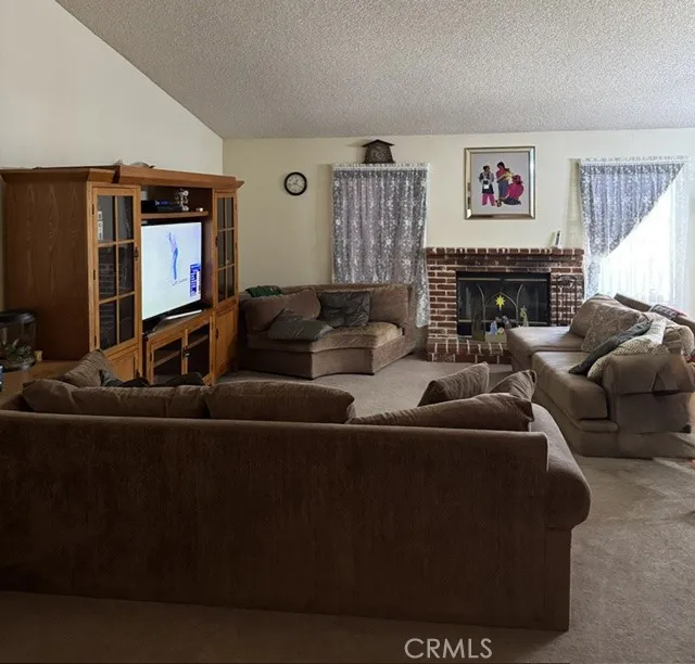 733 E Avenue J12 Lancaster, CA 93535