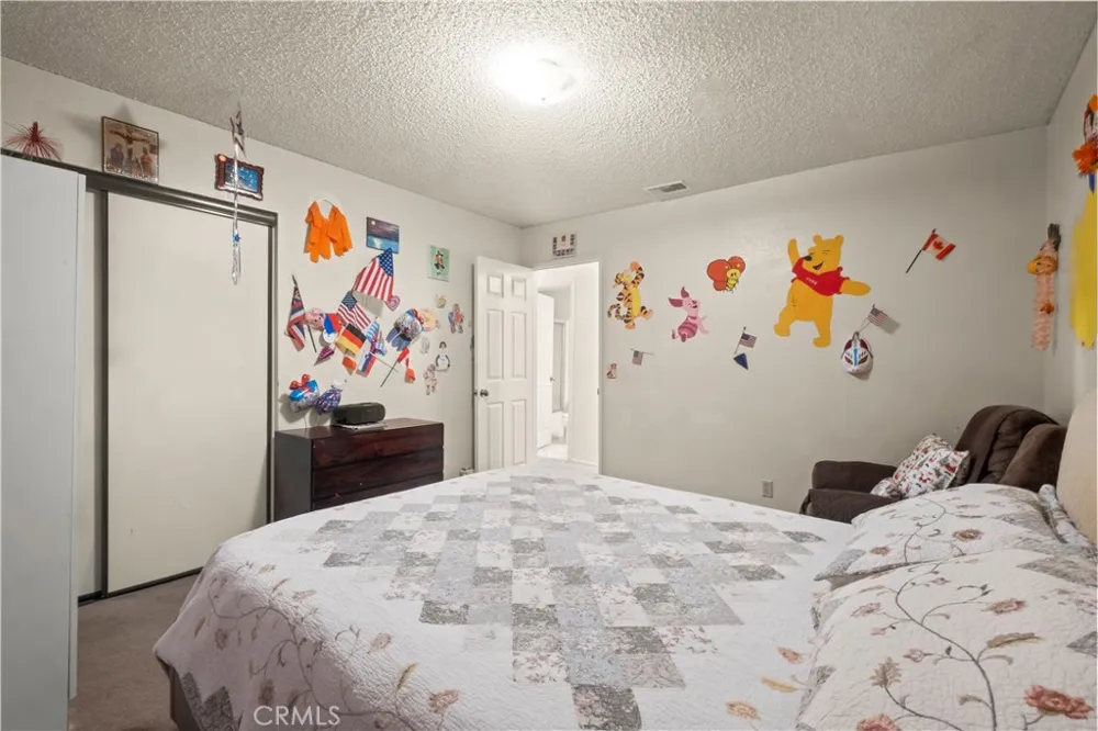 733 E Avenue J12 Lancaster, CA 93535