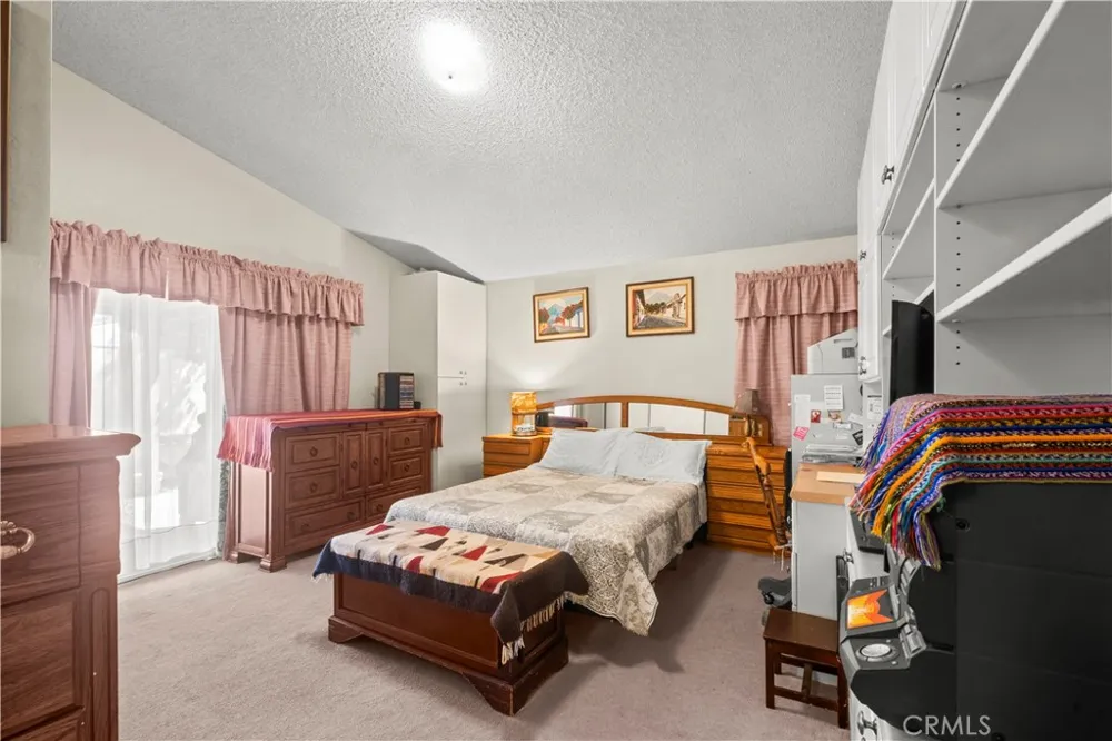 733 E Avenue J12 Lancaster, CA 93535
