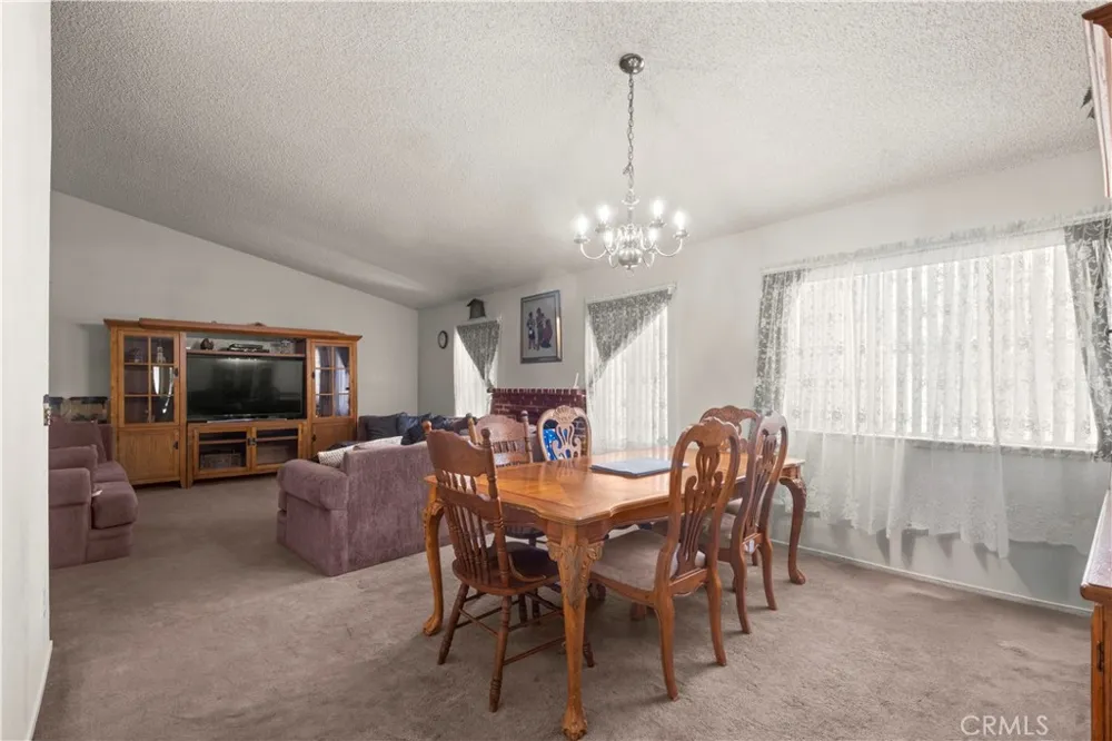 733 E Avenue J12 Lancaster, CA 93535