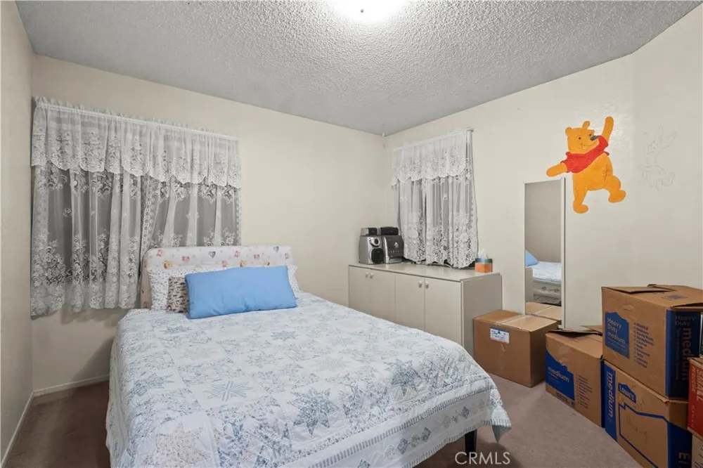 733 E Avenue J12 Lancaster, CA 93535