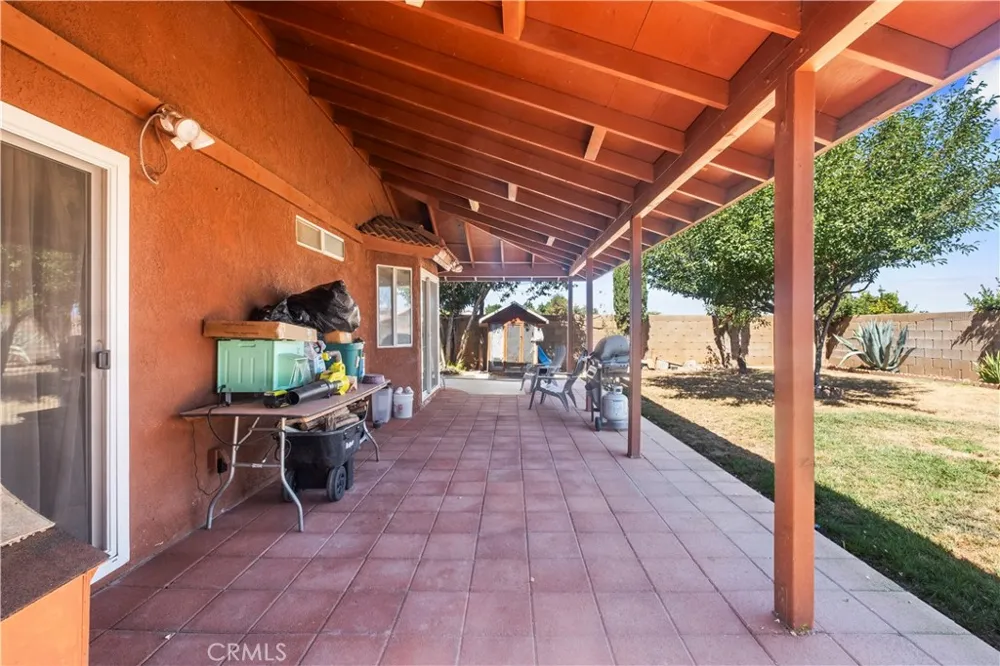 733 E Avenue J12 Lancaster, CA 93535