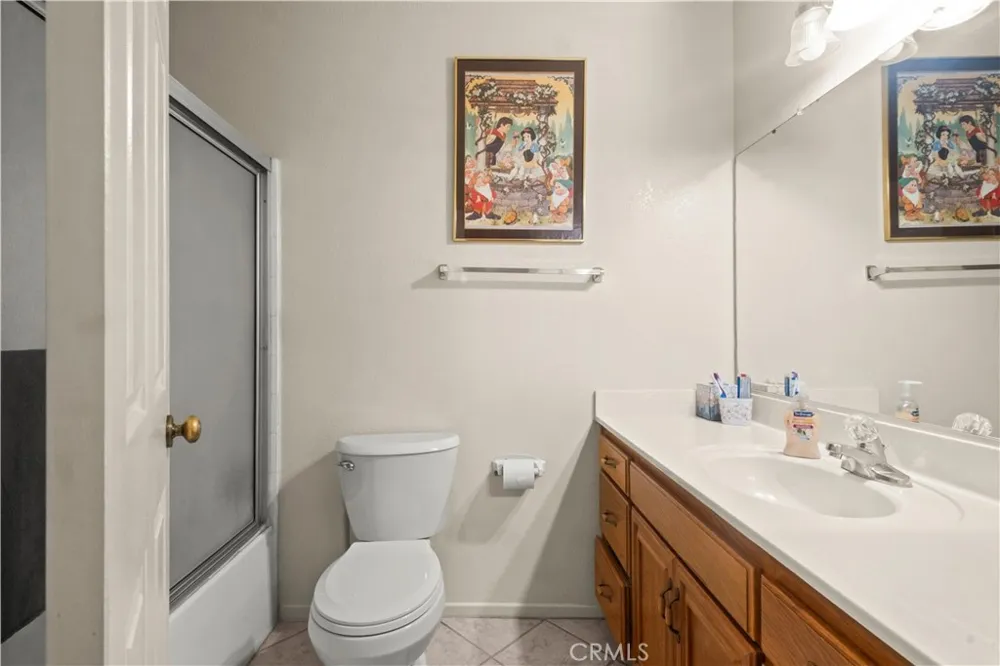 733 E Avenue J12 Lancaster, CA 93535