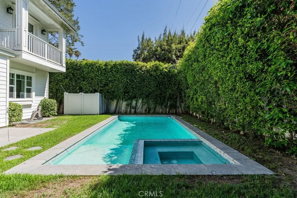 4503 Ethel Studio City, CA 91604