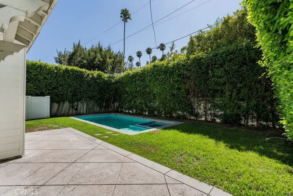 4503 Ethel Studio City, CA 91604
