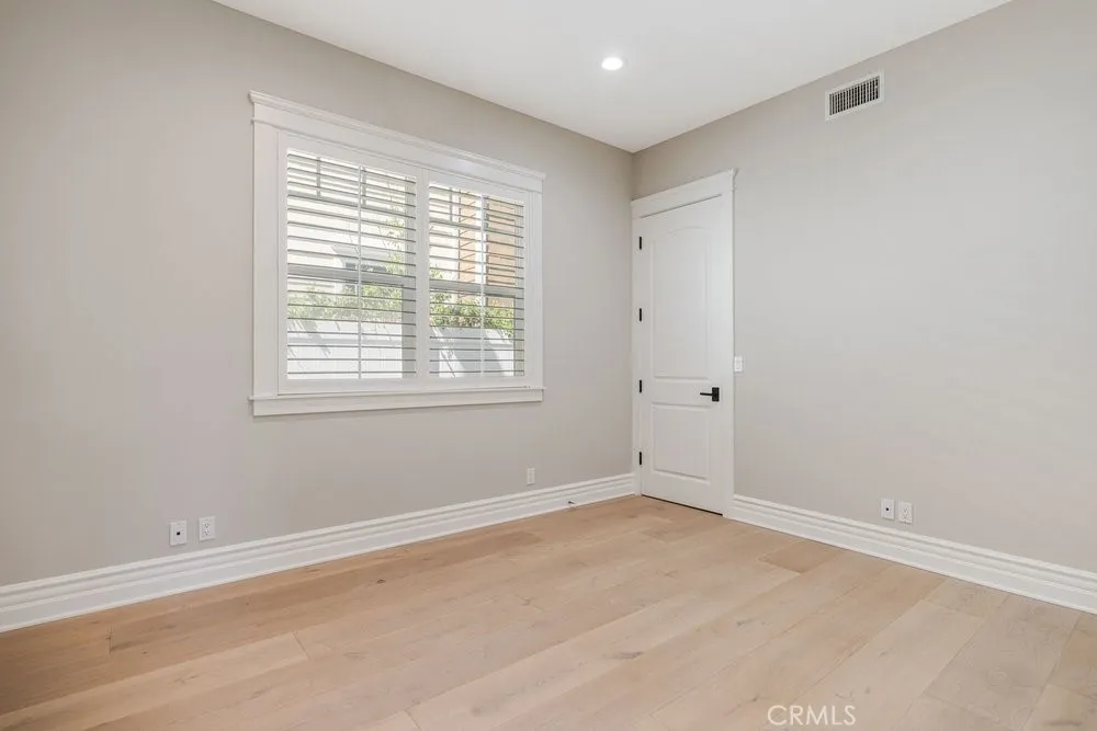 4503 Ethel Studio City, CA 91604