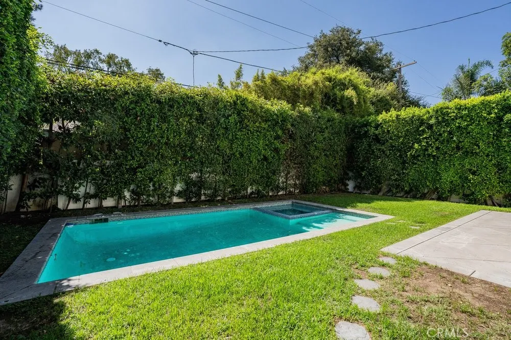 4503 Ethel Studio City, CA 91604