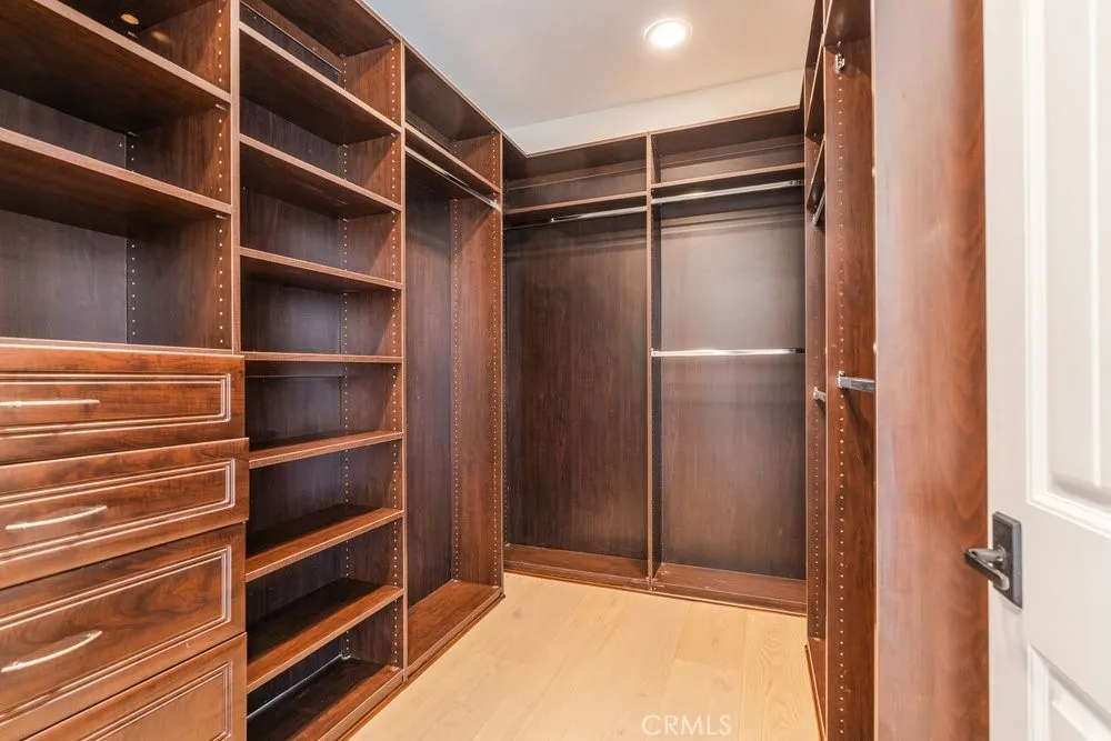4503 Ethel Studio City, CA 91604