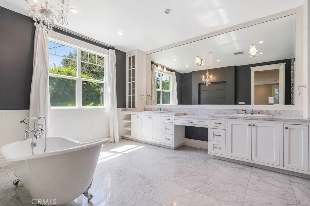 4503 Ethel Studio City, CA 91604