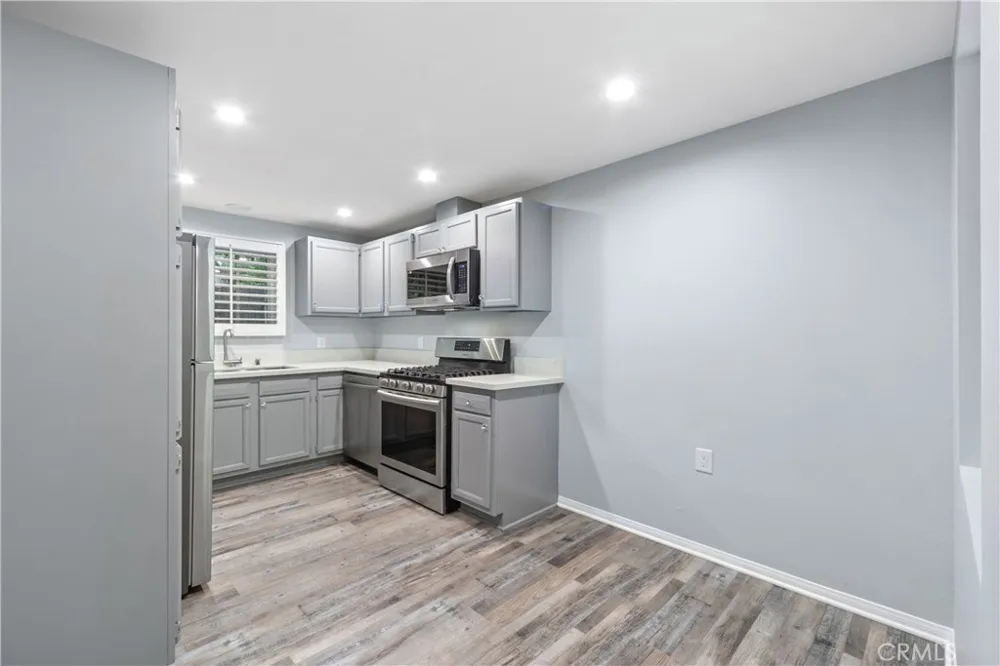 483 Sturtevant Drive Sierra Madre, CA 91024
