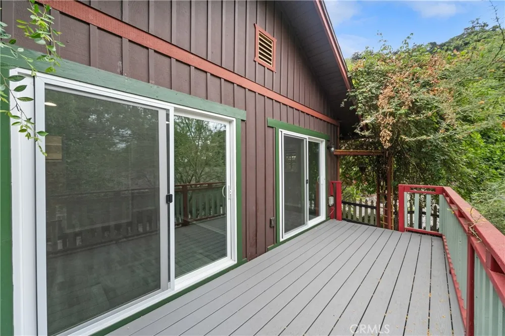 483 Sturtevant Drive Sierra Madre, CA 91024