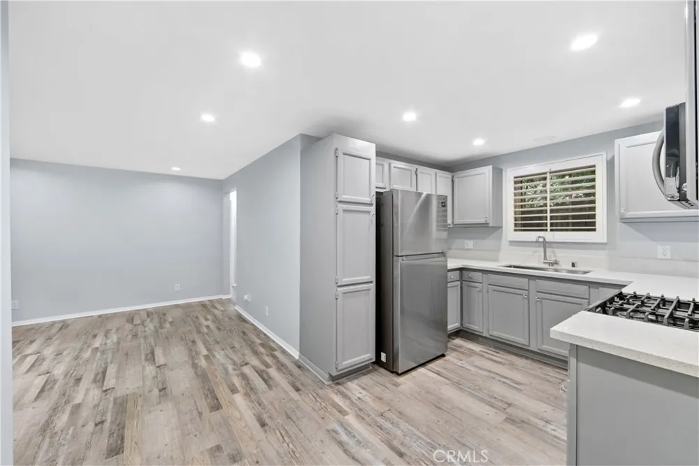483 Sturtevant Drive Sierra Madre, CA 91024