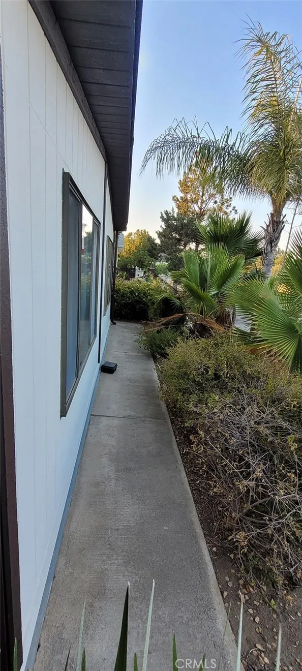 33747 The Farm Road Wildomar, CA 92595