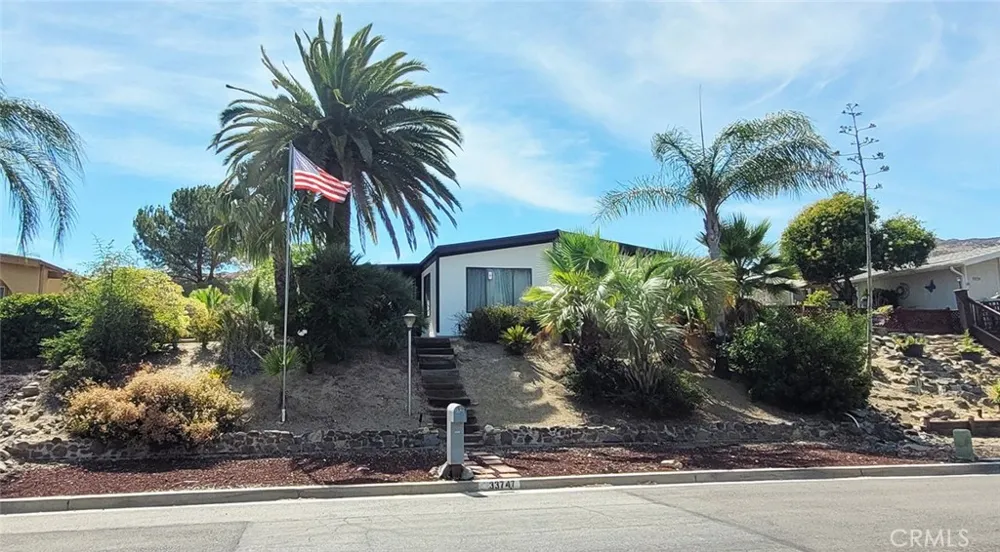 33747 The Farm Road Wildomar, CA 92595