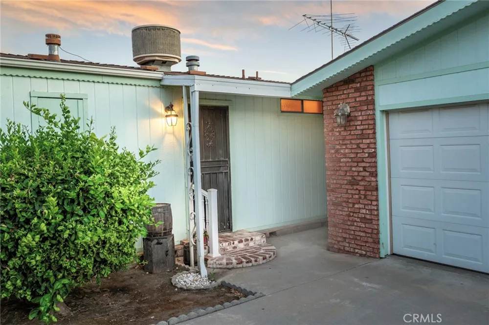 25203 W Posey Drive Hemet, CA 92544