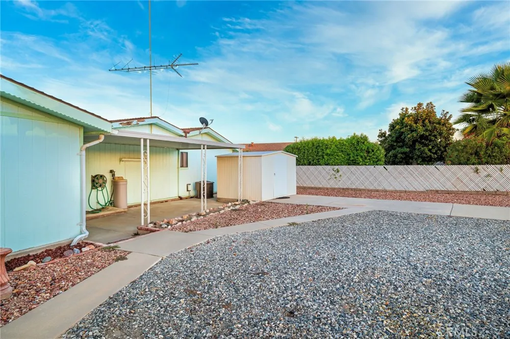 25203 W Posey Drive Hemet, CA 92544
