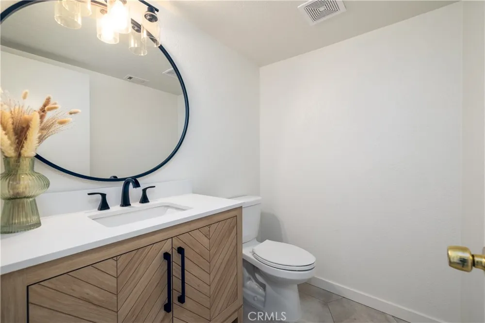 24218 Canyon Lake Canyon Lake, CA 92587