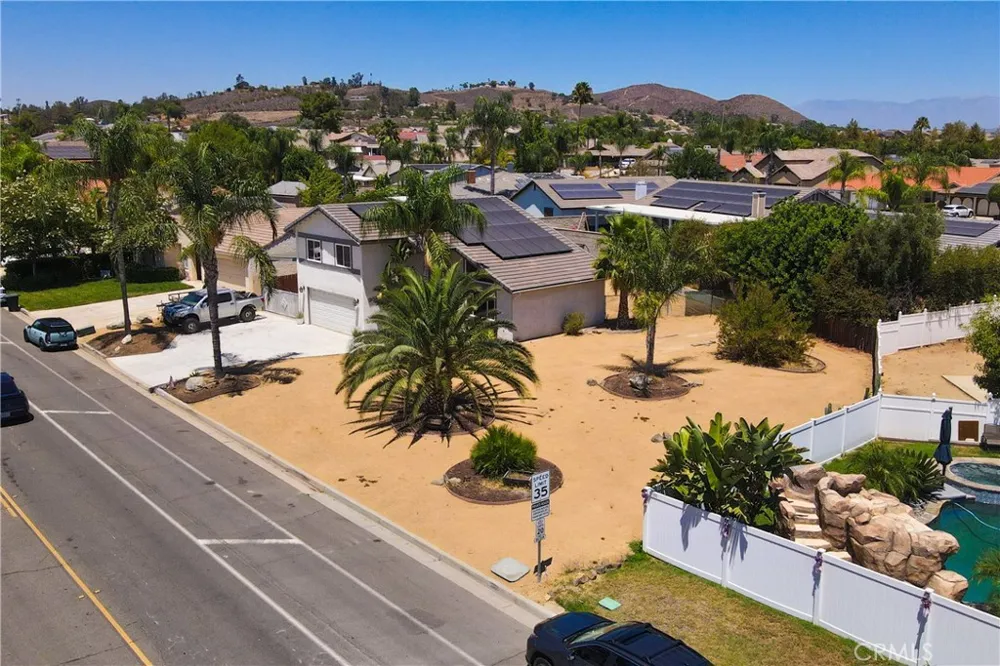 24218 Canyon Lake Canyon Lake, CA 92587