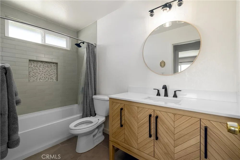 24218 Canyon Lake Canyon Lake, CA 92587