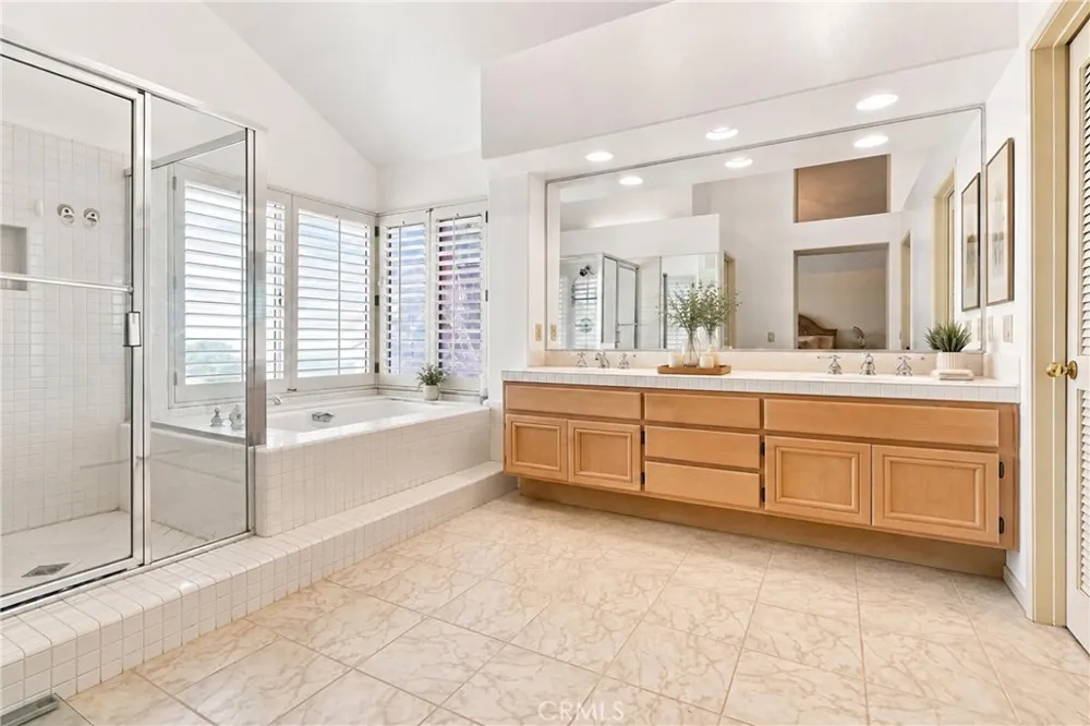 28332 Quiet Hill Trabuco Canyon, CA 92679