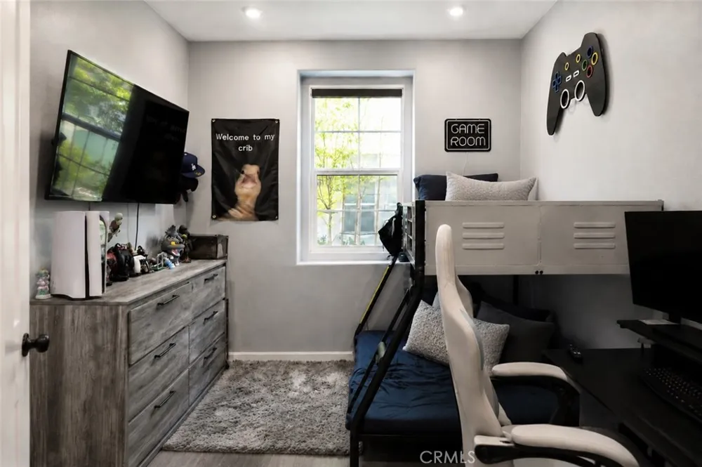 16323 Sandpiper Ave Chino, CA 91708