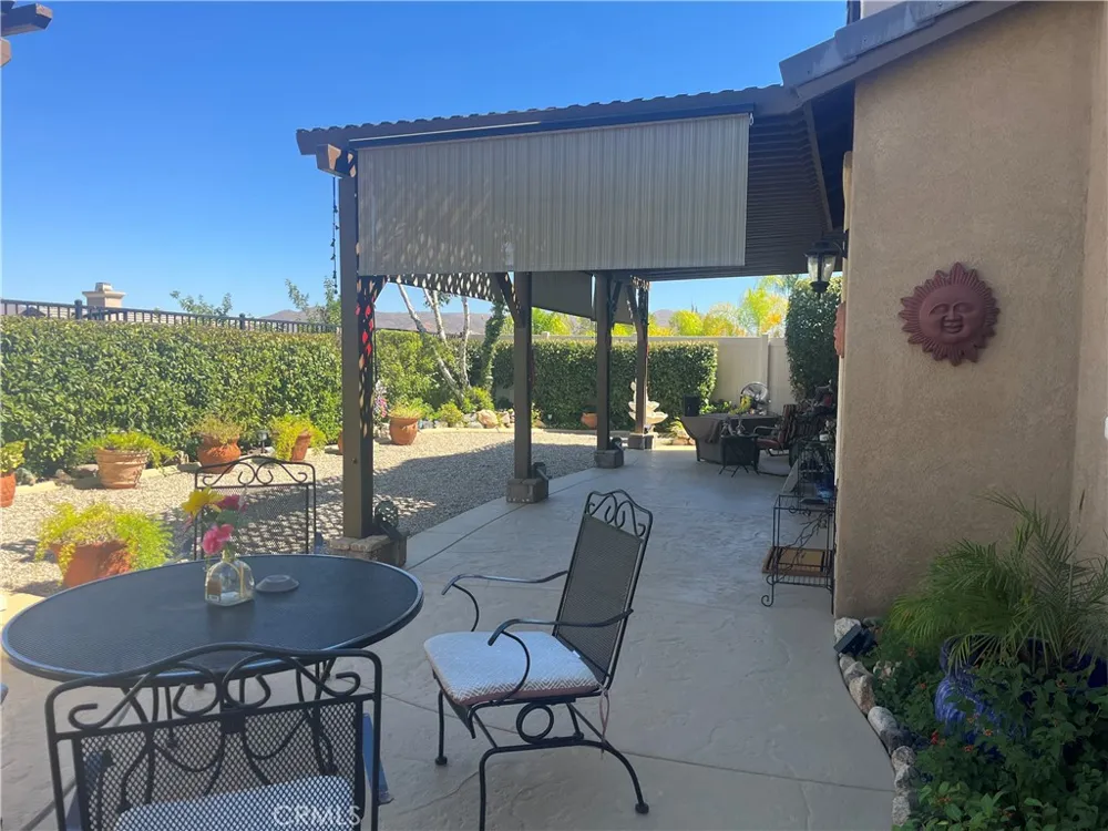 4112 Ballantree Lake Elsinore, CA 92530
