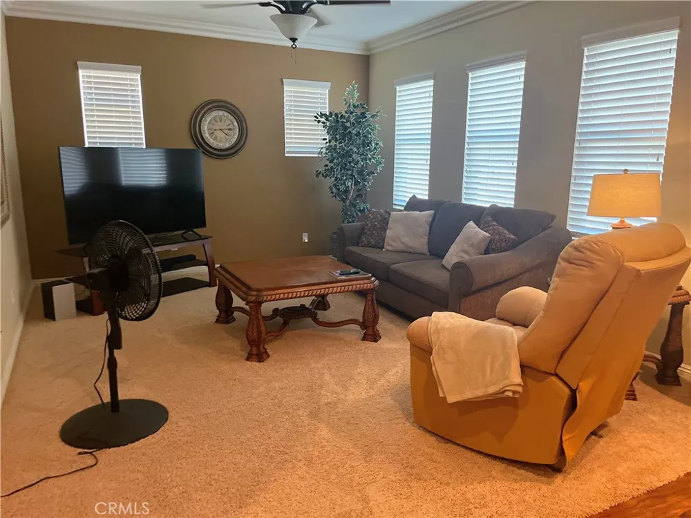 4112 Ballantree Lake Elsinore, CA 92530