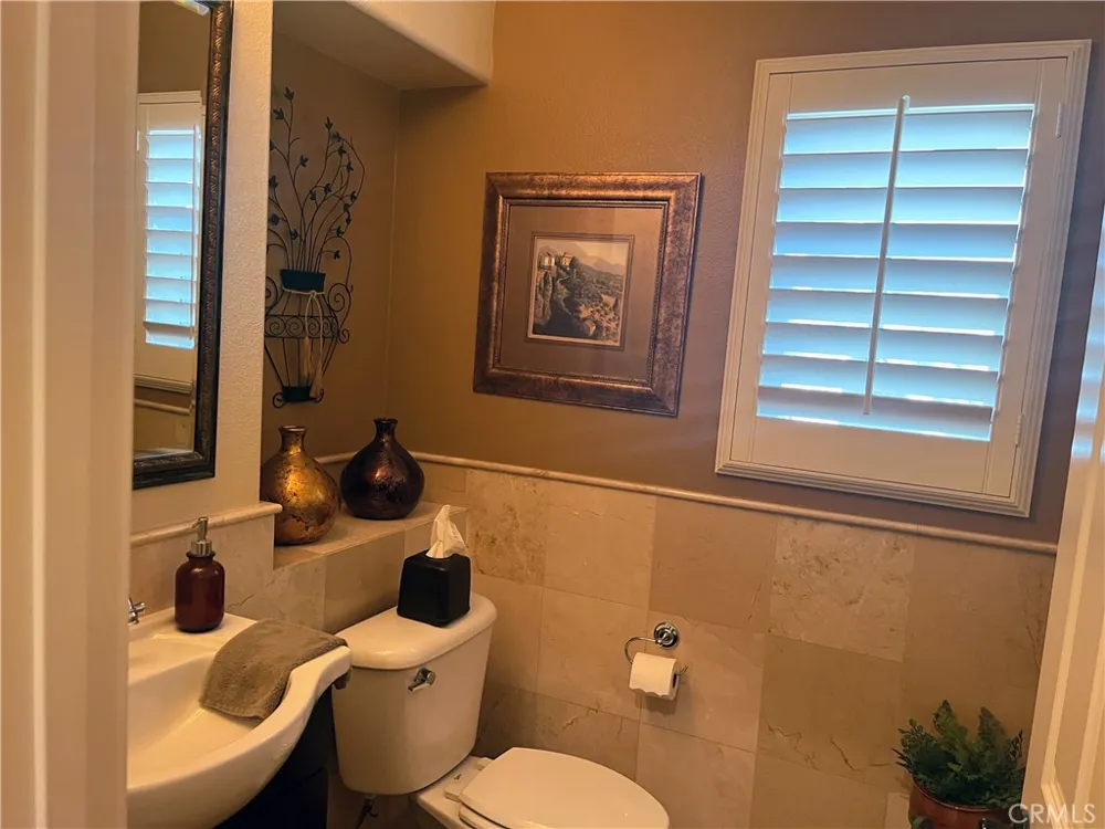 4112 Ballantree Lake Elsinore, CA 92530